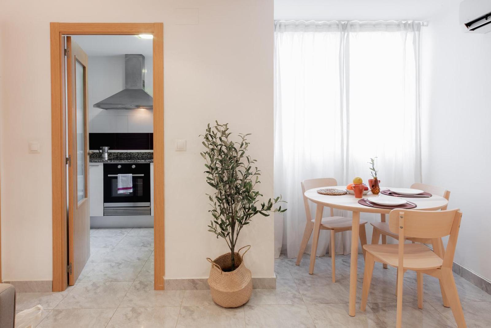 Apartamentos Fv Flats Valencia - Mestalla 5 Room photo